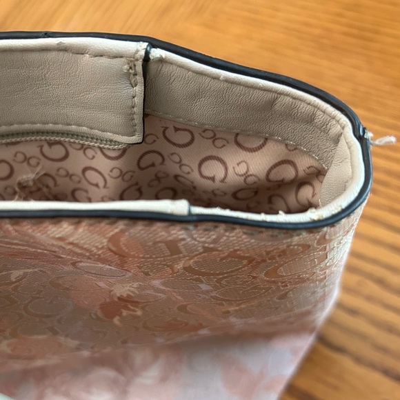 Guess Pink Floral Tote Bag - Picture 6 of 13